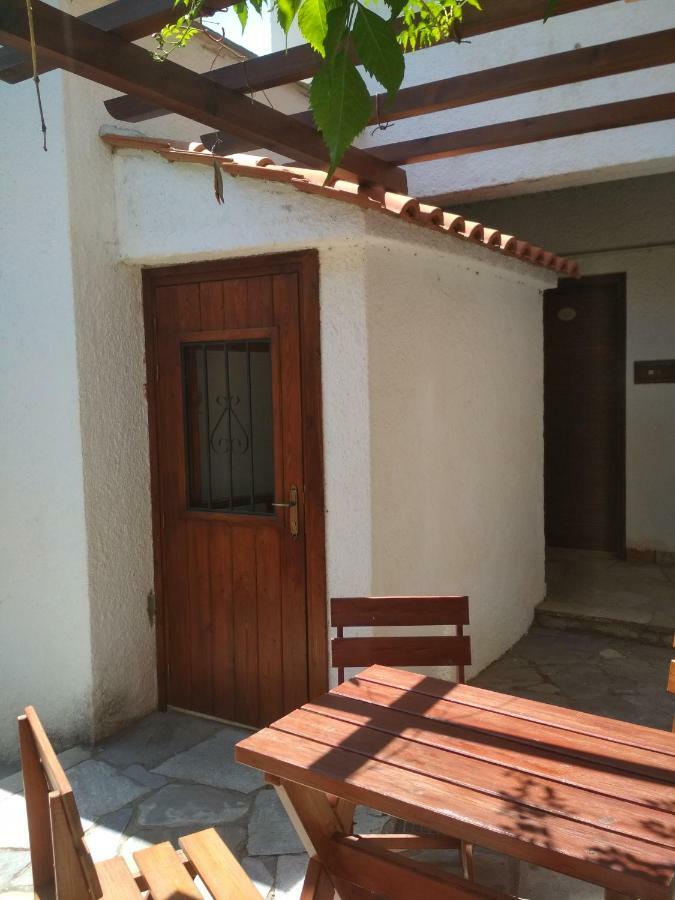 Kalama Apartments Kálamos Dış mekan fotoğraf