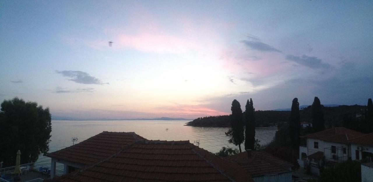 Kalama Apartments Kálamos Dış mekan fotoğraf